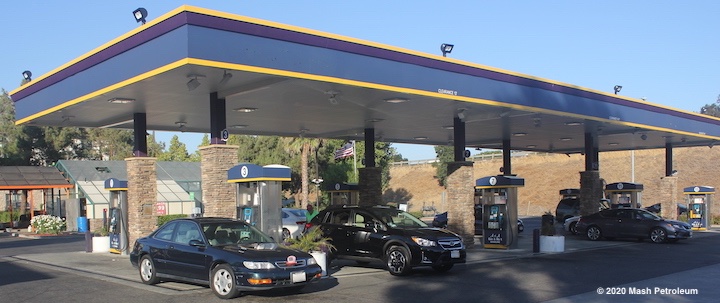 Fairfield Service Station at 1009 Oliver Rd, Failfield CA