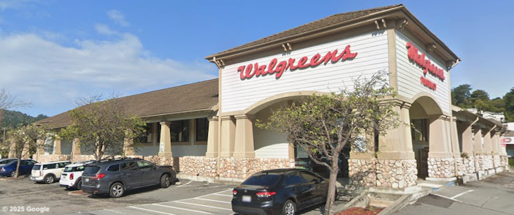 Retail leasing, Walgreens exterior